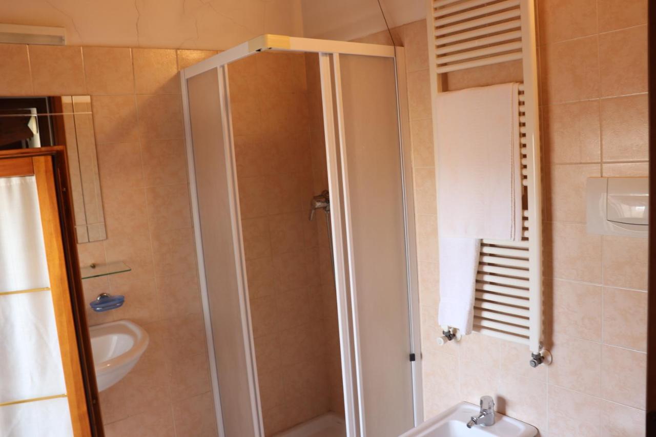 Le Camere Dell'Ancora Monzambano Exterior foto